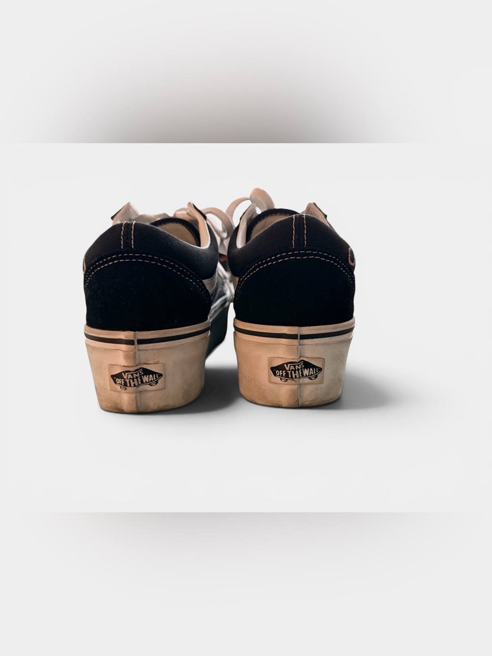 Vans Black Low-Top Platform Floral Lace-Up Sneakers - Picture 3 of 5